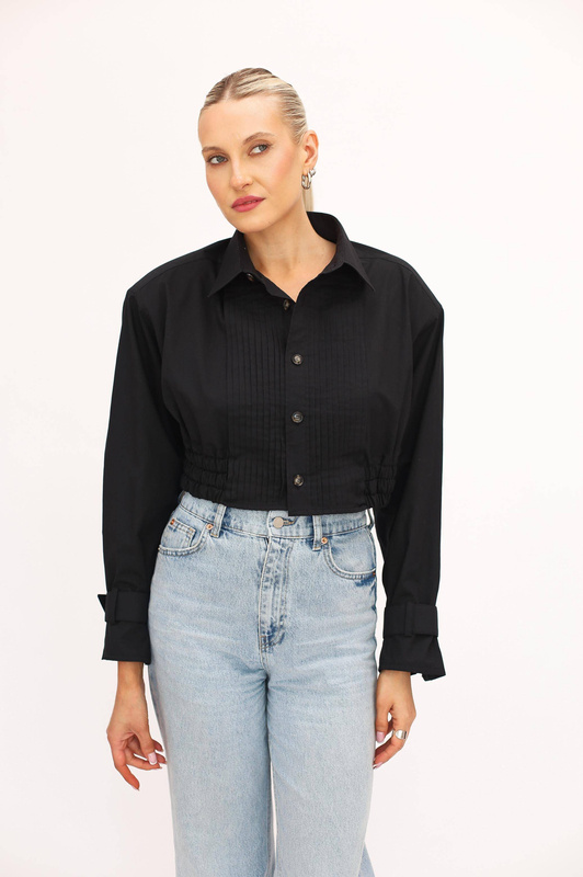 SHORT BLACK SHIRT