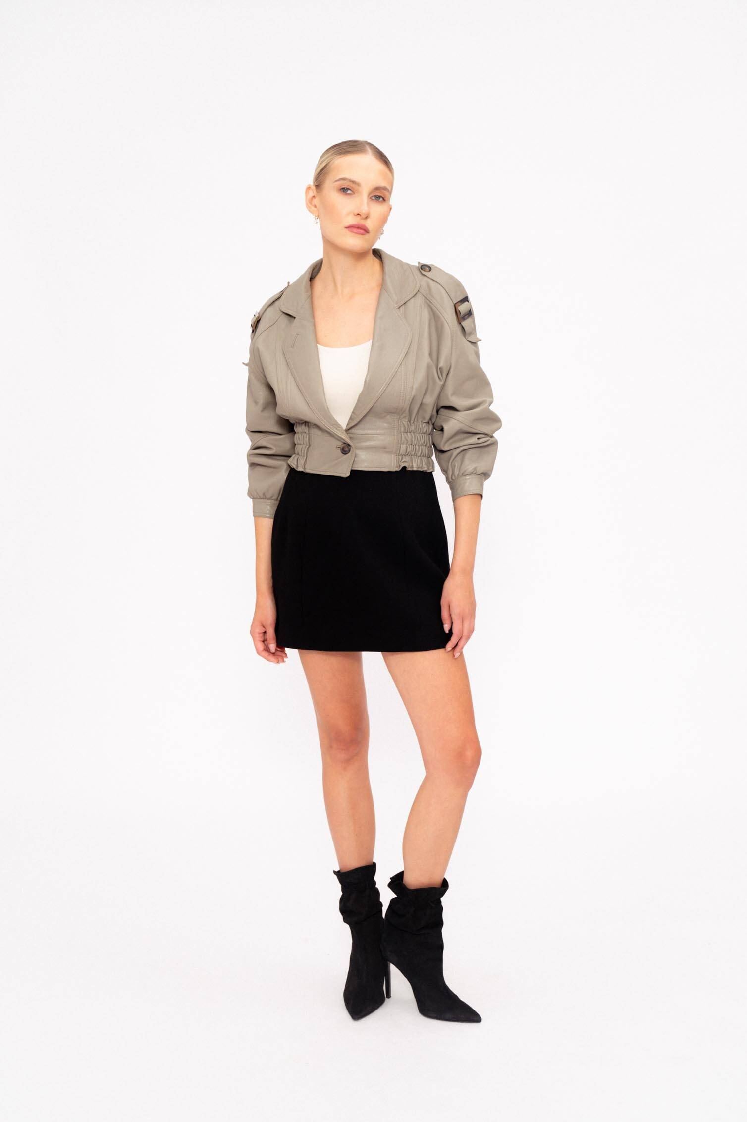 BEIGE LEATHER JACKET