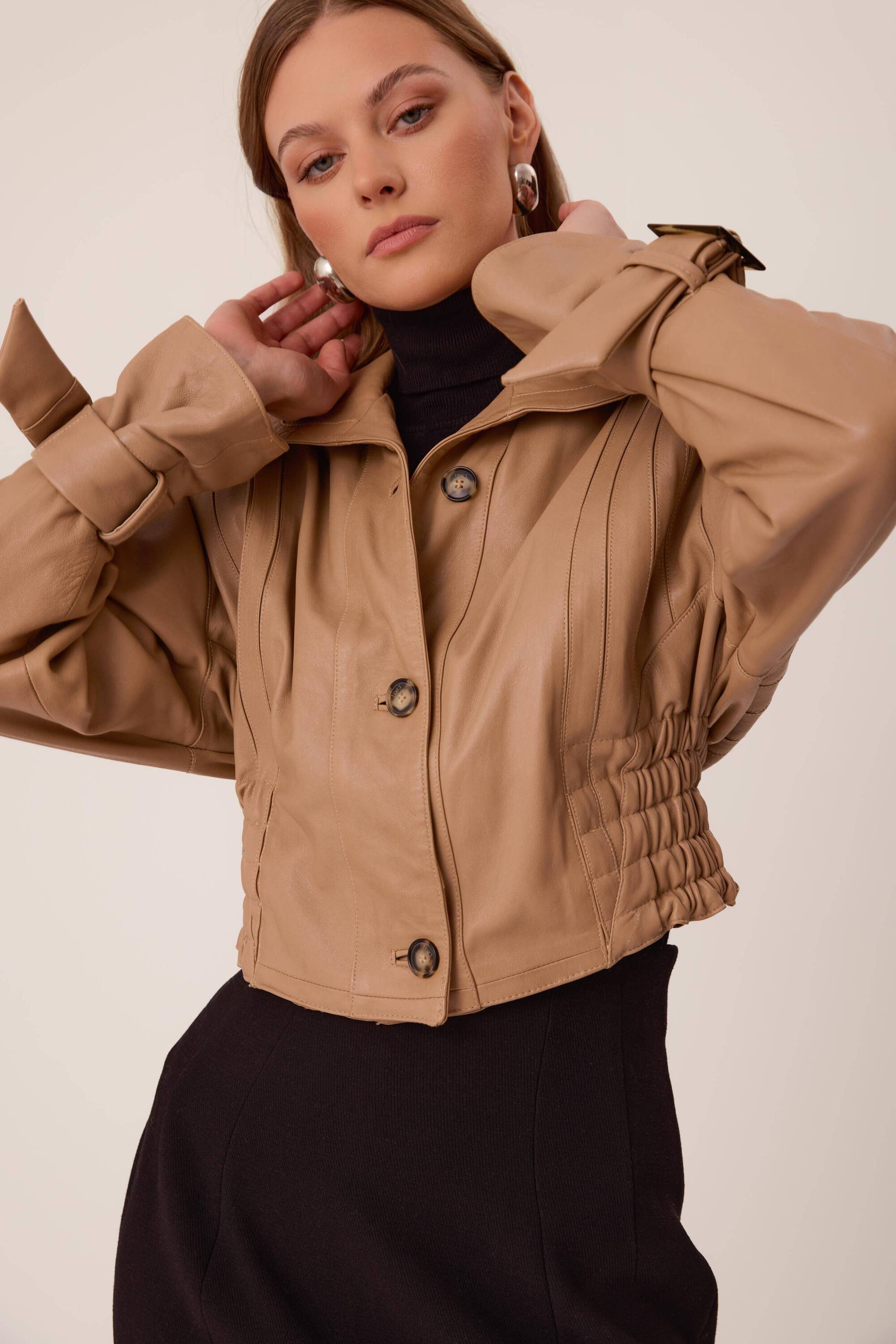 BEIGE LEATHER JACKET