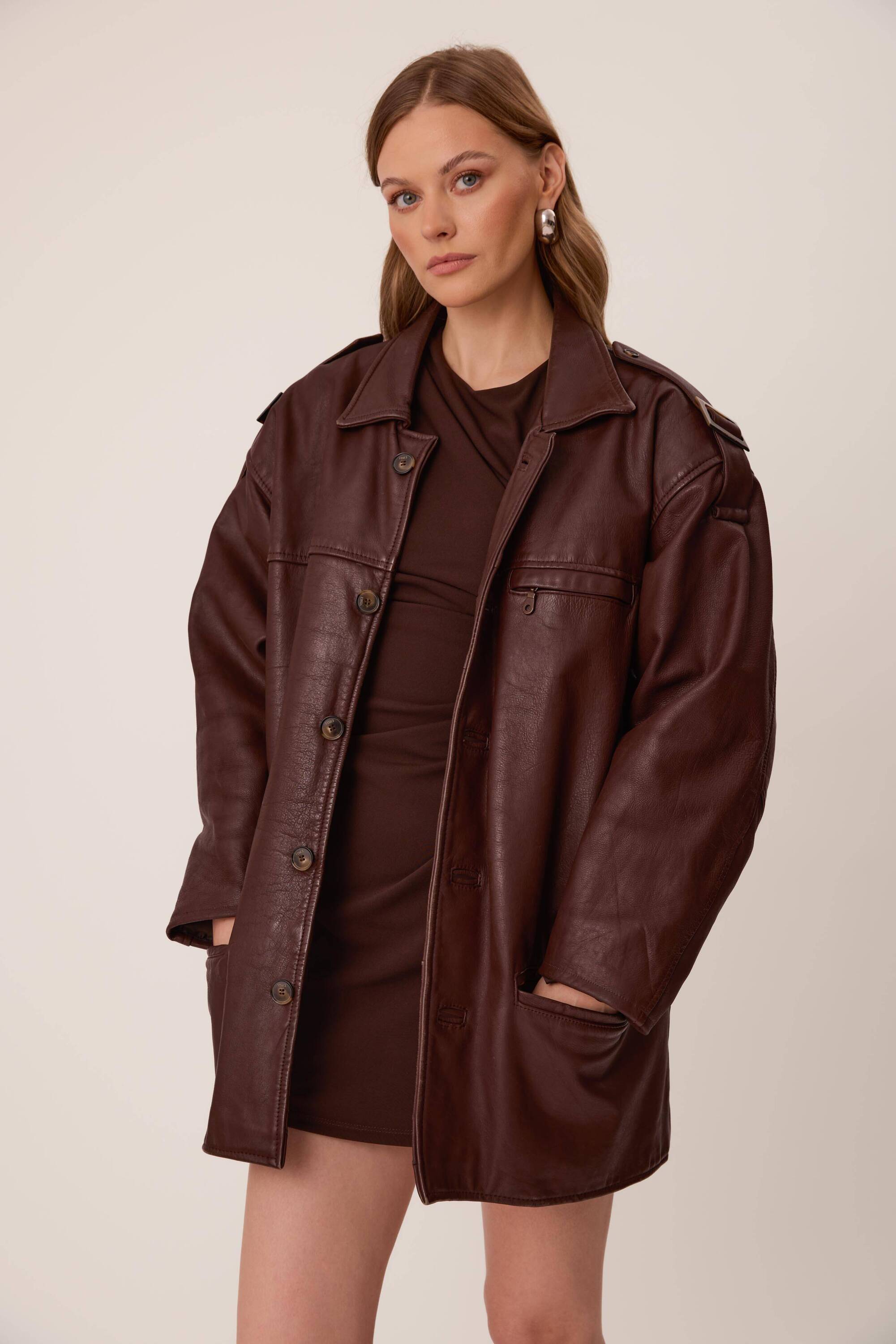 LONG BROWN LEATHER JACKET