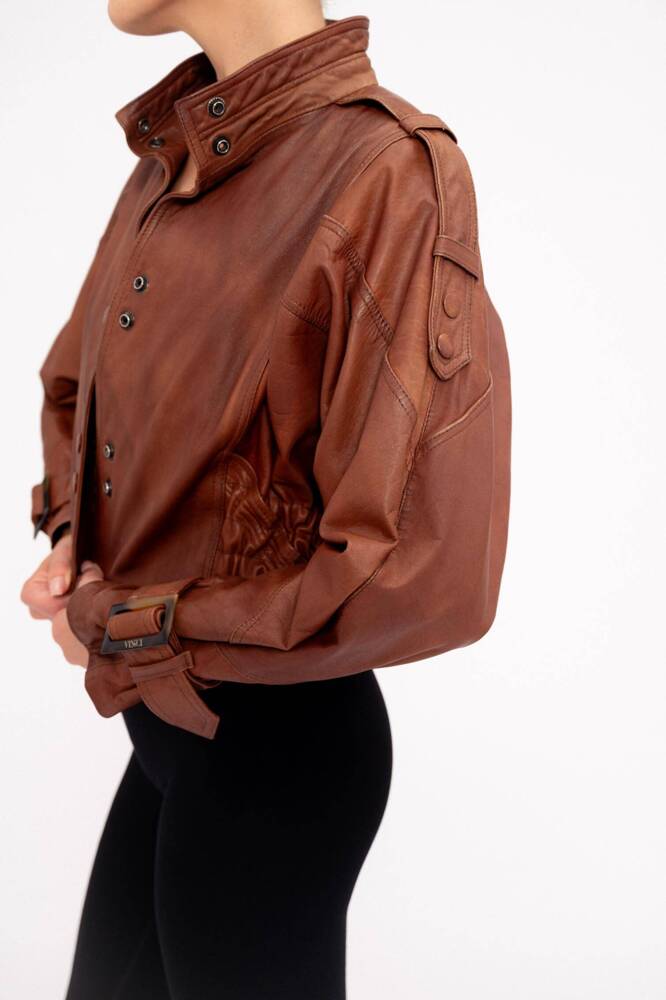 BROWN LEATHER JACKET