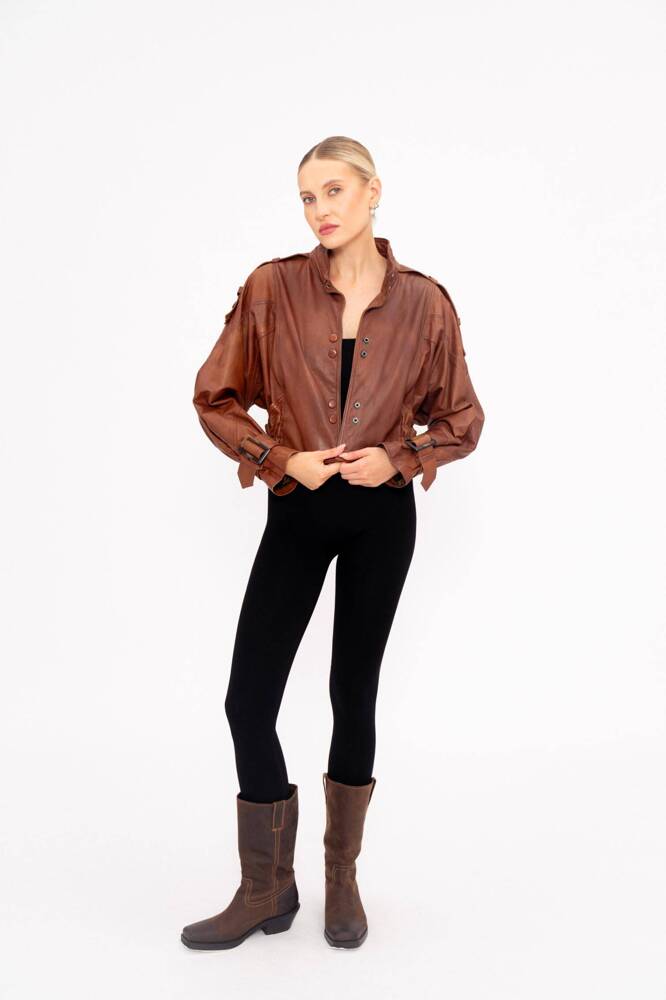 BROWN LEATHER JACKET