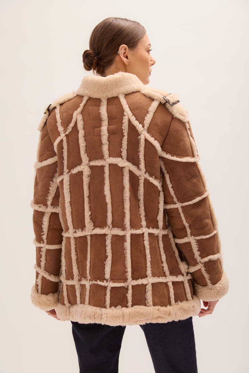 LONG BROWN NATURAL SHEEPSKIN