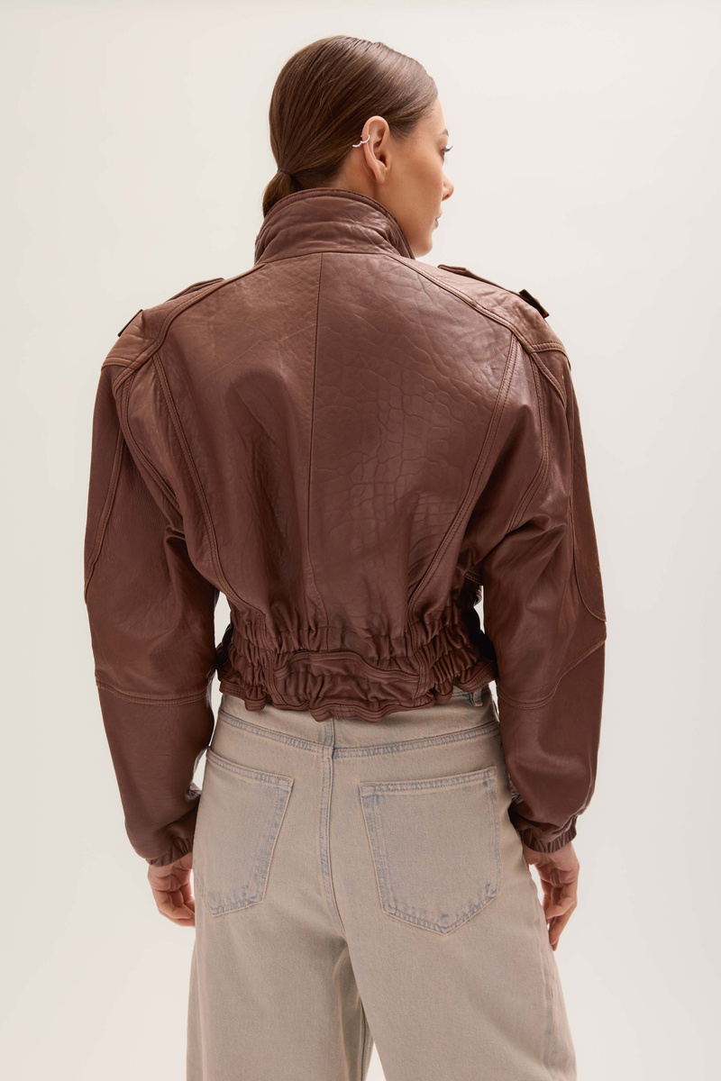 SHORT BROWN LEATHER JACKET WITH EPADS