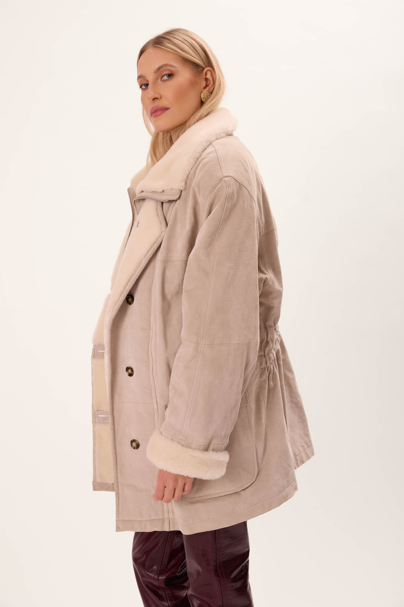 LONG LIGHT WAISTED NATURAL SHEEPSKIN