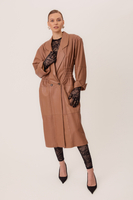 LONG BEIGE LEATHER COAT WITH ADJUSTABLE WAIST