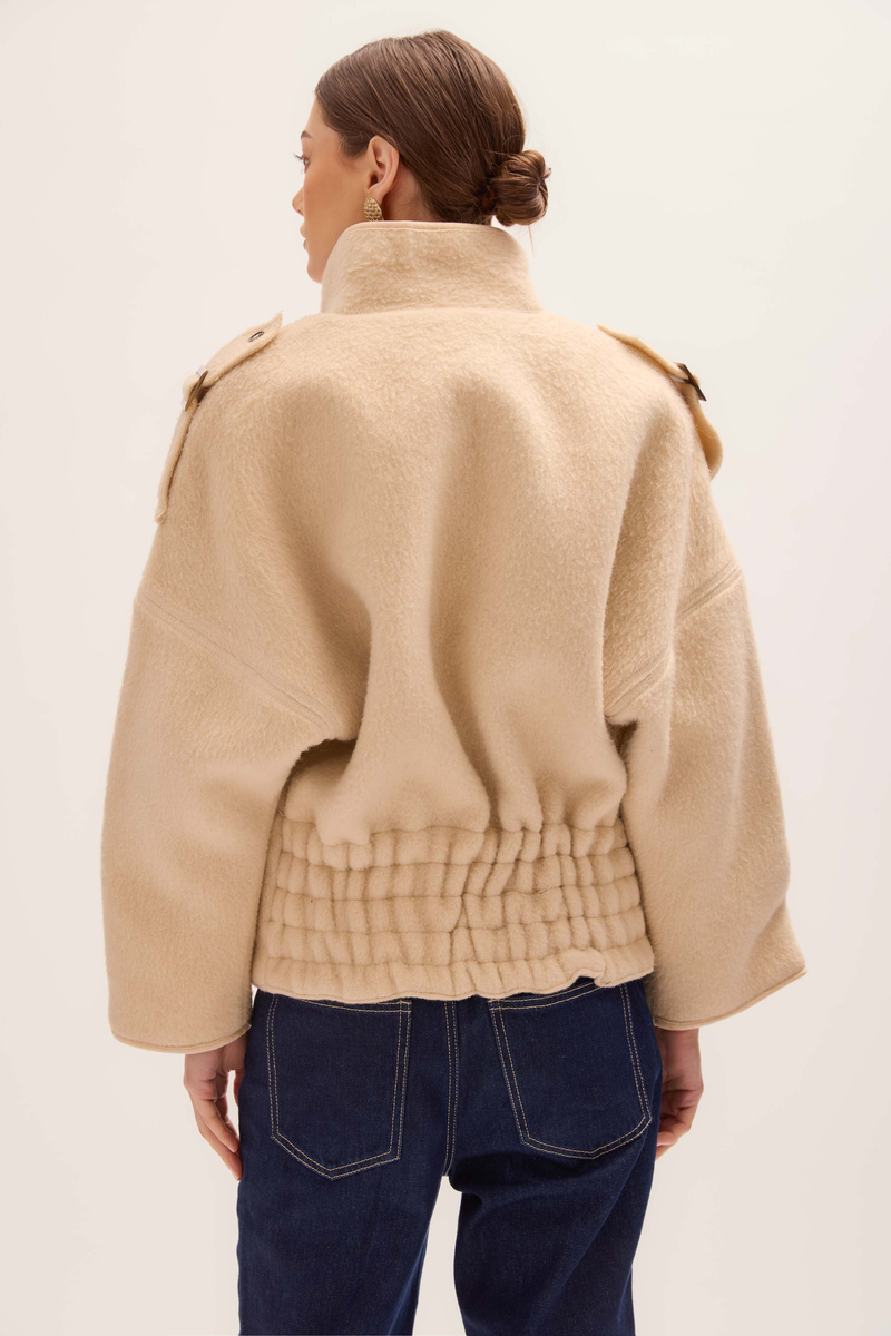 LIGHT BEIGE WOOL COAT